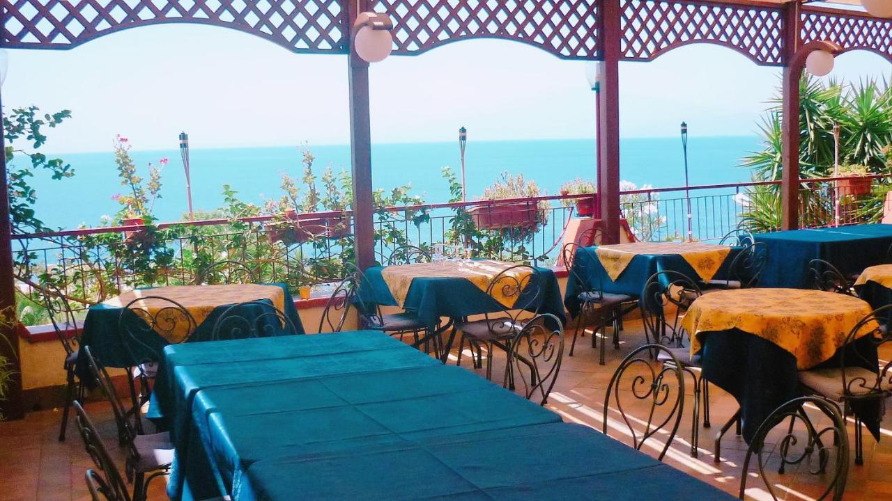Paradiso Hotel Ristorante Riaci Capo Εξωτερικό φωτογραφία